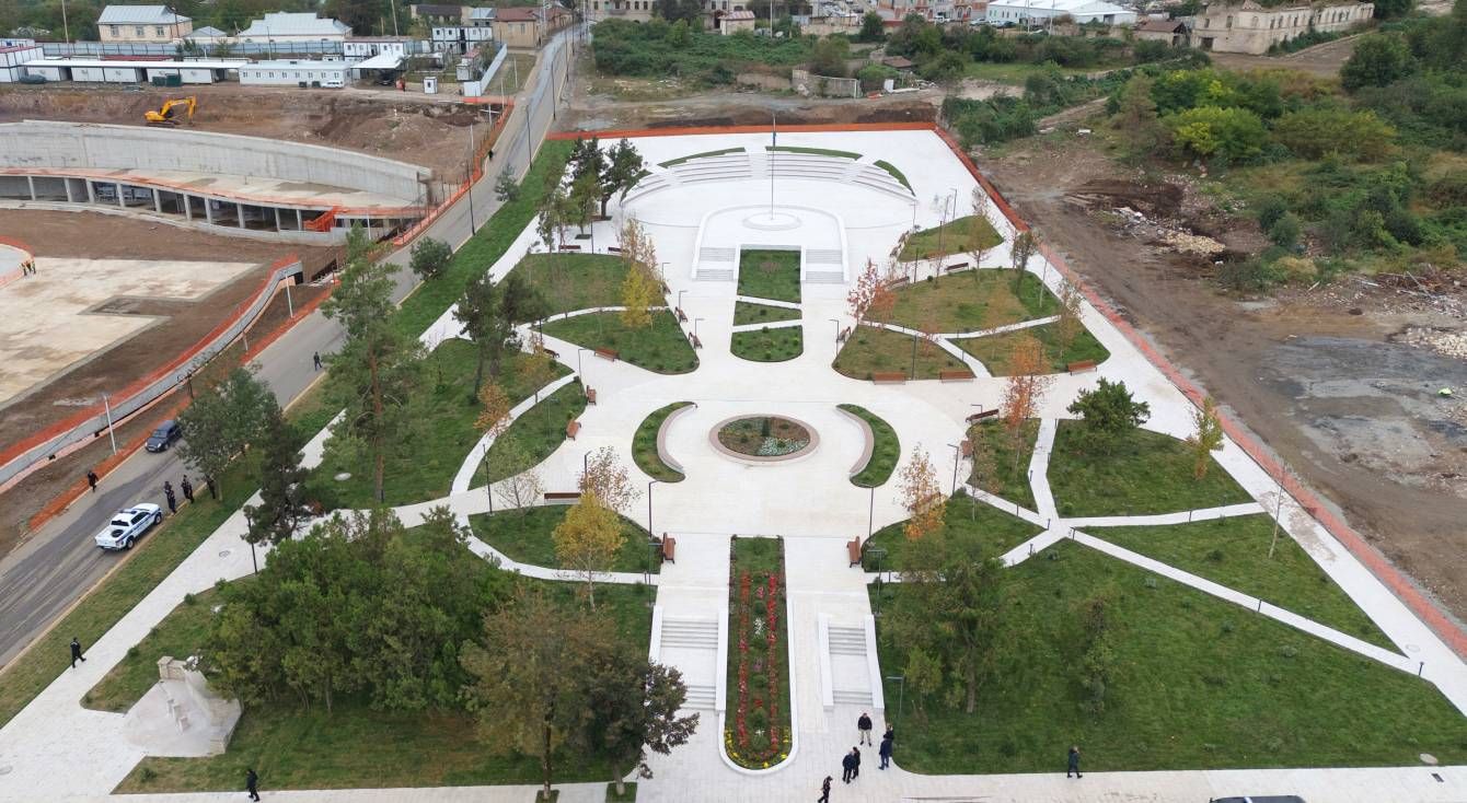 Şuşada Bayraq Meydanı&nbsp;açılıb