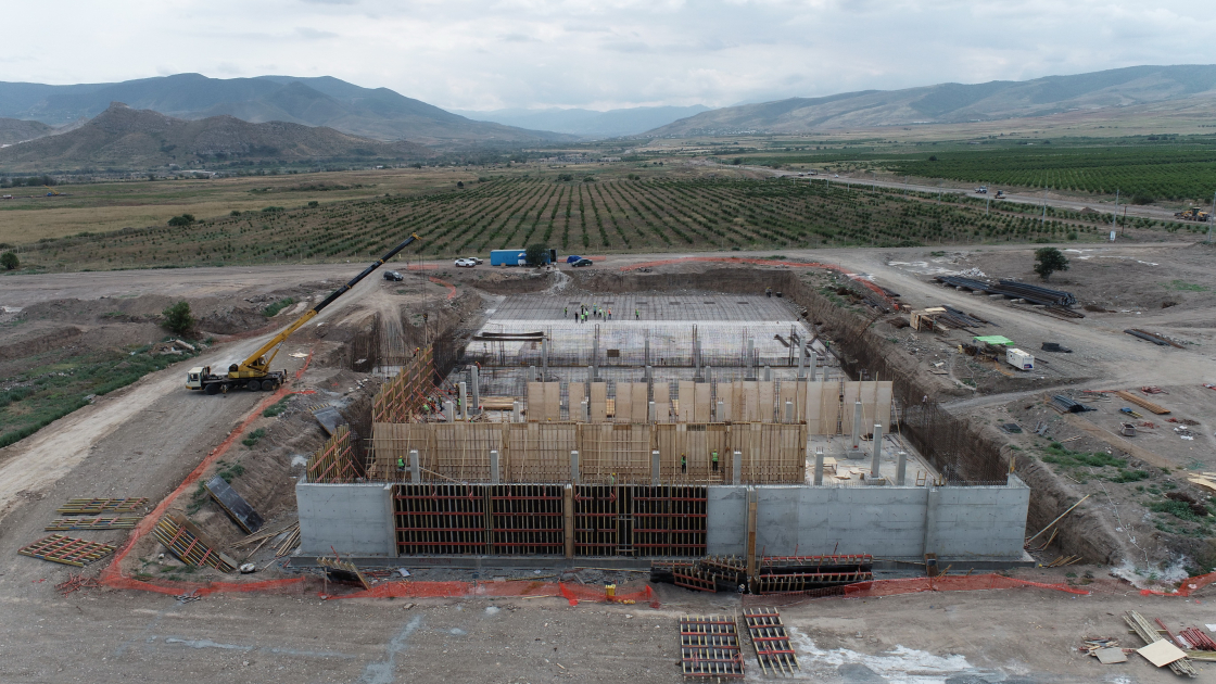 Ağdamda iritutumlu 4 su anbarı&nbsp;tikilir