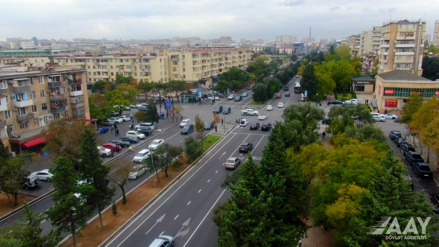 Əhməd Rəcəbli küçəsinin daha bir hissəsində təmir işləri bitib&nbsp;VİDEO