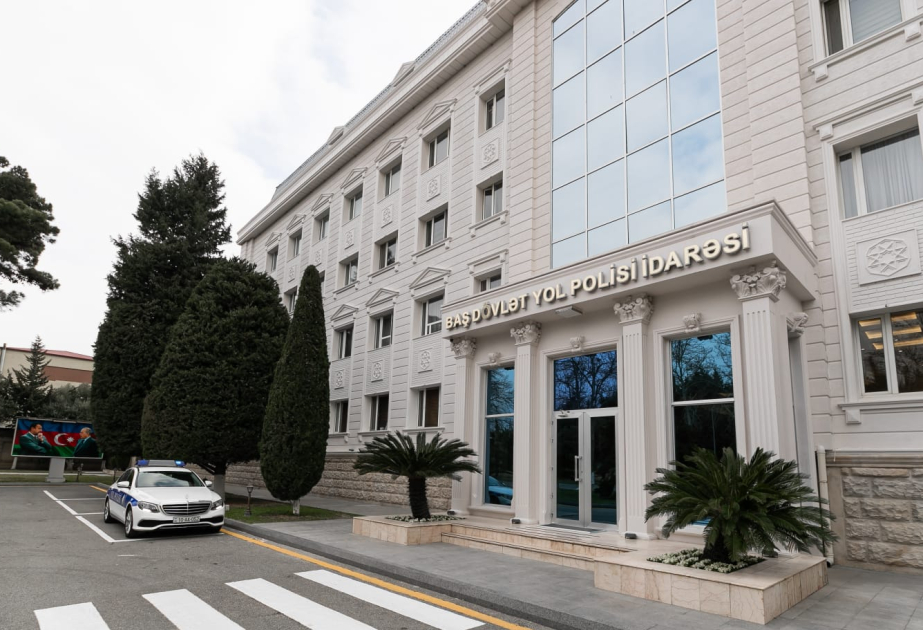 Yol polisi hava şəraitinin kəskin dəyişməsi ilə əlaqədar sürücülərə və avtomobil sahiblərinə müraciət&nbsp;edib