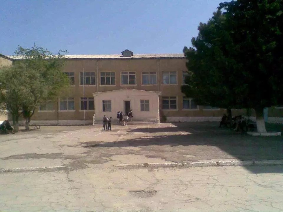 ₼4,6 mln. Məktəb təmirə&nbsp;bağlandı