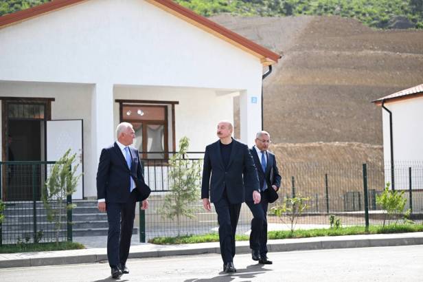 Laçın rayonunun Bəylik kəndi