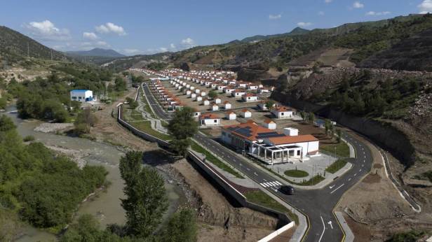 Laçın rayonunun Bəylik kəndi