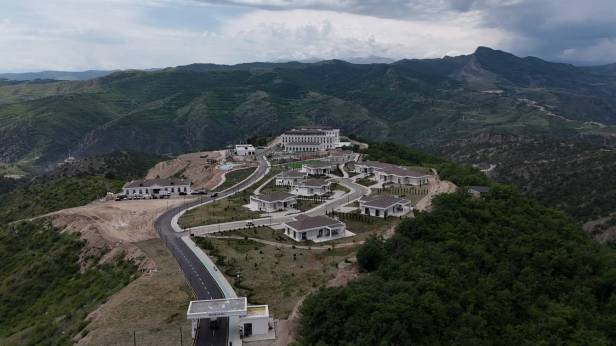 “Laçın” İstirahət Kompleksi