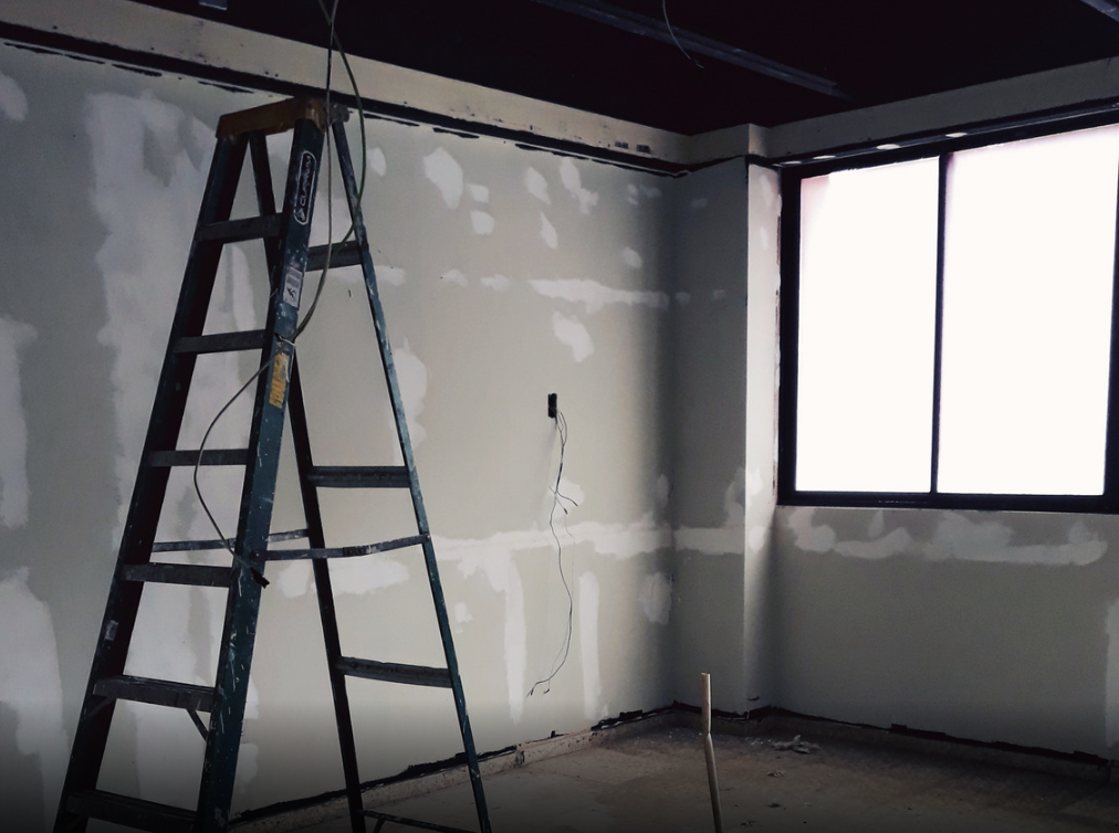 Təmirli, yoxsa təmirsiz mənzil almaq sərfəlidir?&nbsp;VİDEO