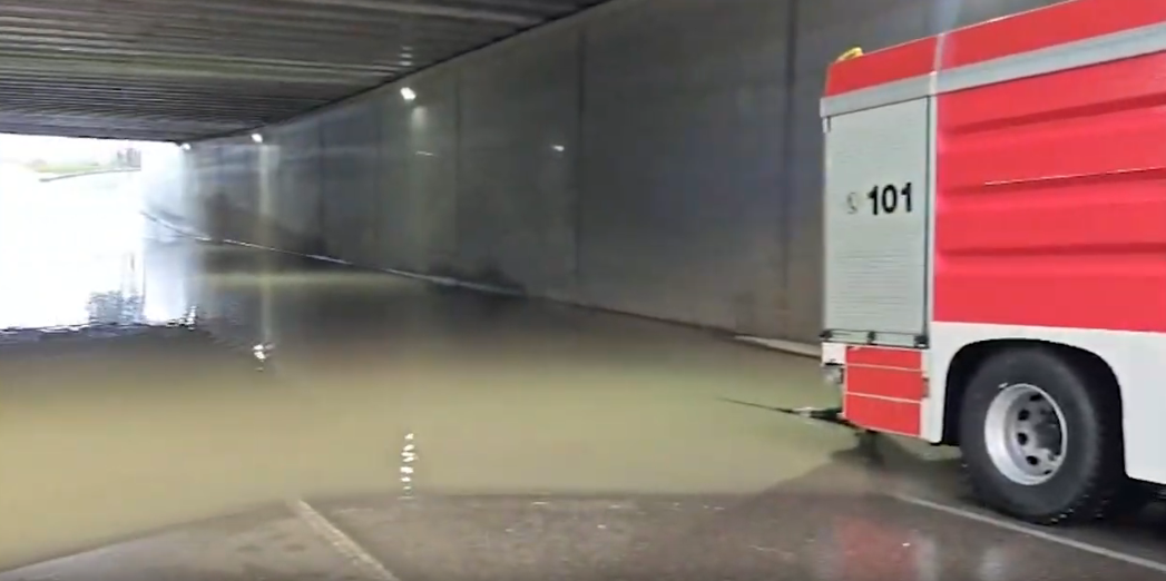 FHN: Yağıntılı hava şəraiti ilə əlaqədar bəzi ərazilər subasmaya məruz&nbsp;qalıb